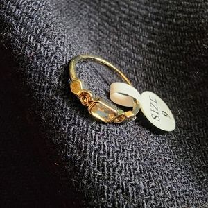 NWT Fragrant Jewels Bee Ring